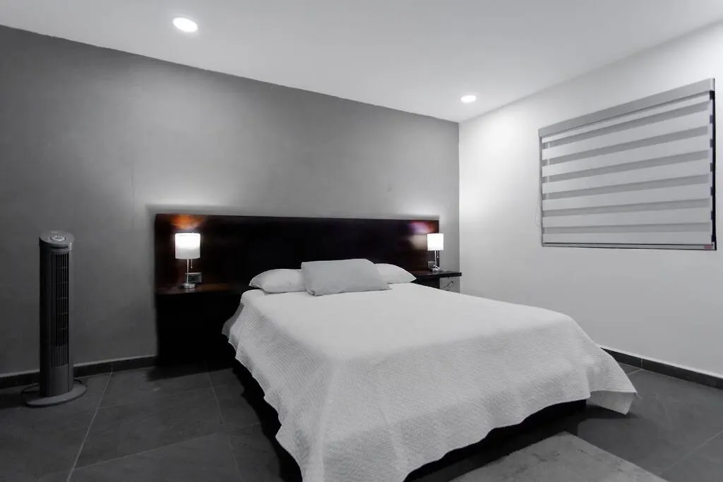 Departamento De 2 Habitaciones Directo En La Quinta Av Playa del Carmen